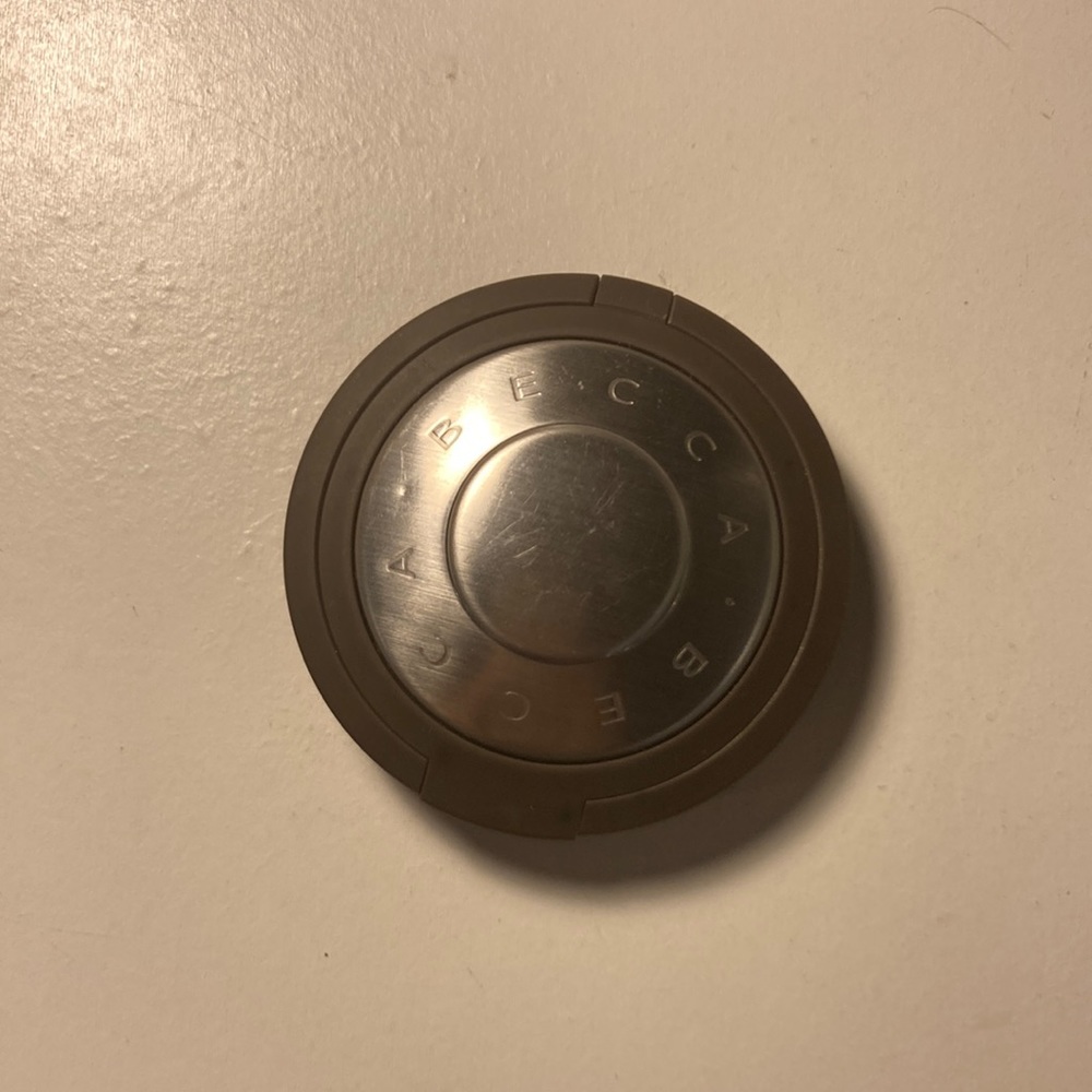 Becca highlighter